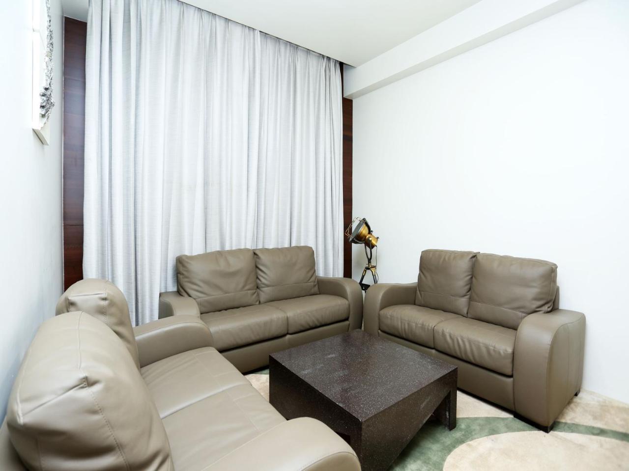 Golden Blossom Imperial Resorts Lucknow Zewnętrze zdjęcie