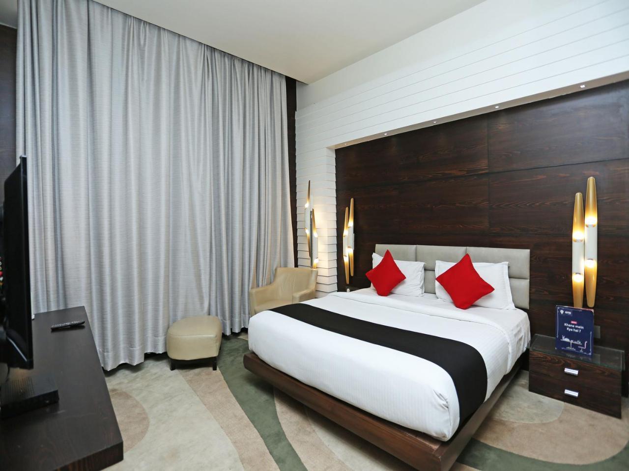 Golden Blossom Imperial Resorts Lucknow Zewnętrze zdjęcie