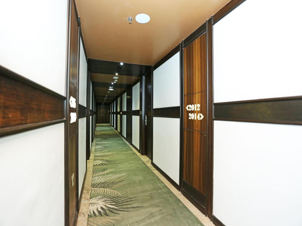 Golden Blossom Imperial Resorts Lucknow Zewnętrze zdjęcie