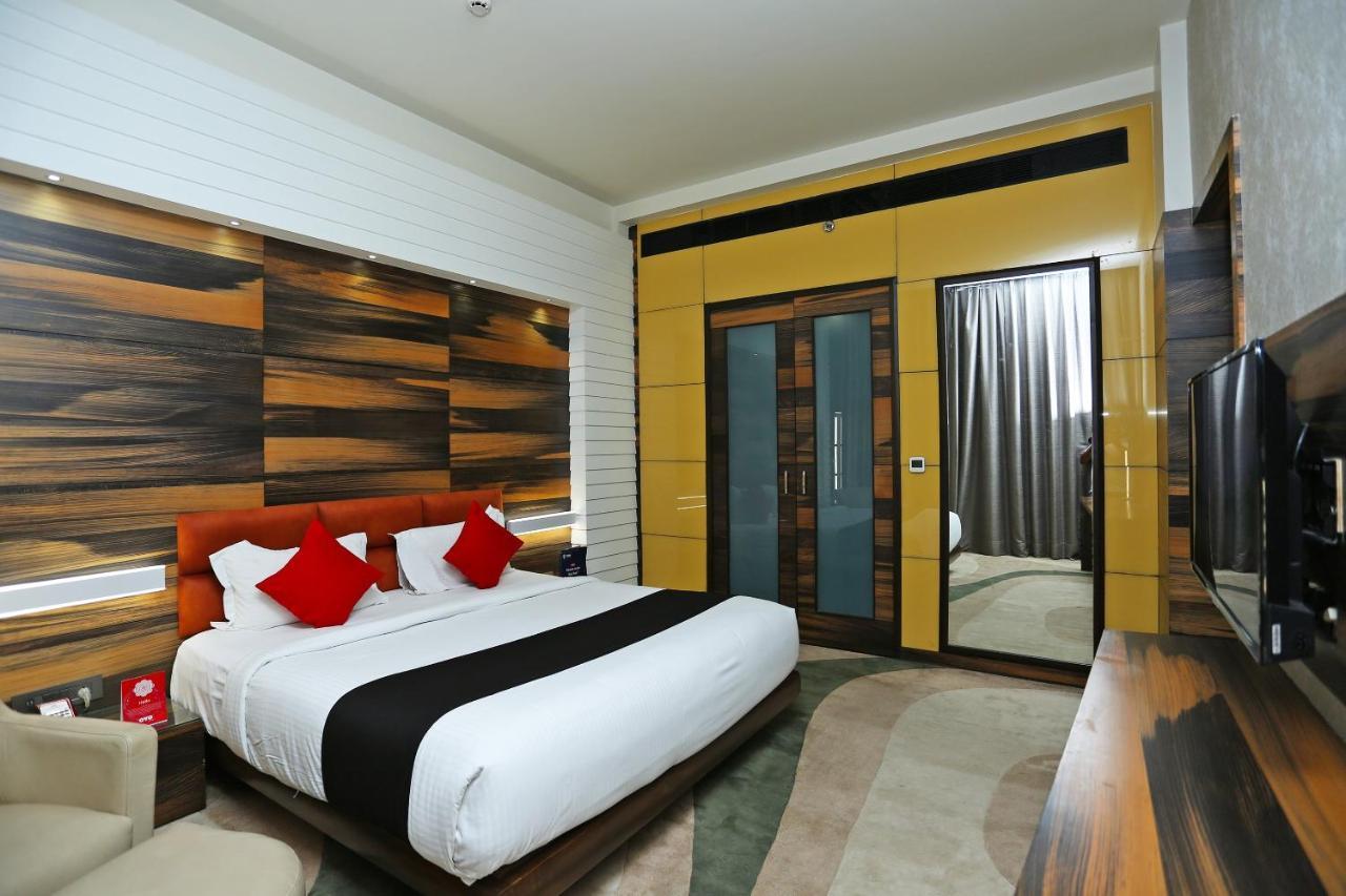 Golden Blossom Imperial Resorts Lucknow Zewnętrze zdjęcie