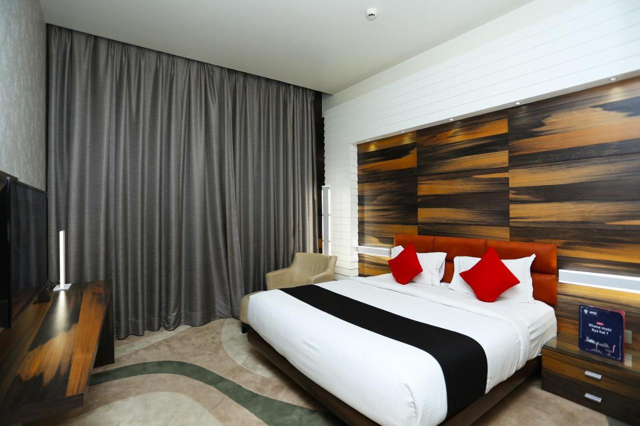 Golden Blossom Imperial Resorts Lucknow Zewnętrze zdjęcie